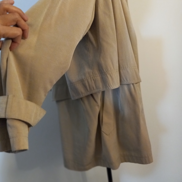 Women's Short trench coat / raglan / spring fall light jacket (vintage 1990s) - Picture 8 of 15